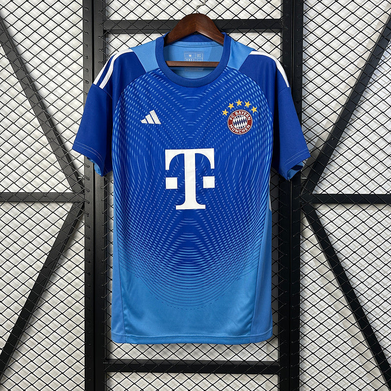 Bayern Munich Goalkeeper Blue Jersey 2025/26