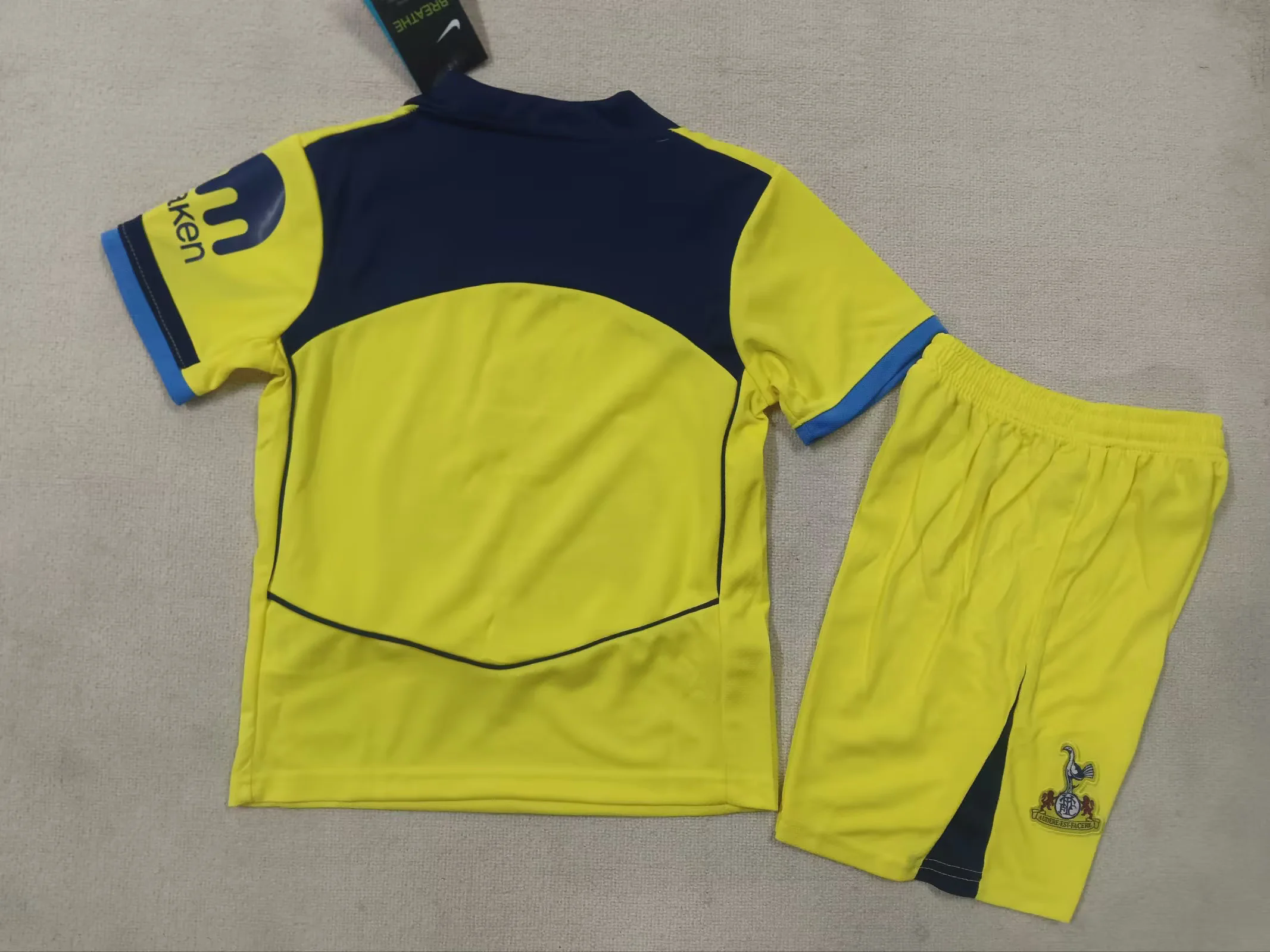 Kids Tottenham Hotspur Third Kit 2025/26