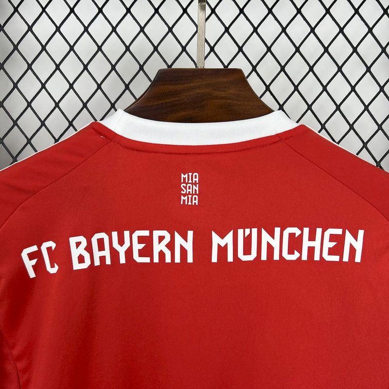 Bayern Munich Home Jersey 2025/26 - Müller Special Edition