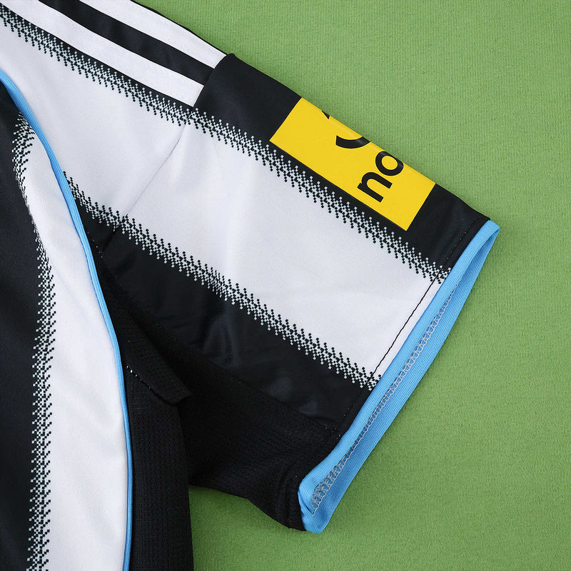 Kids Newcastle United Home Kit 25/26